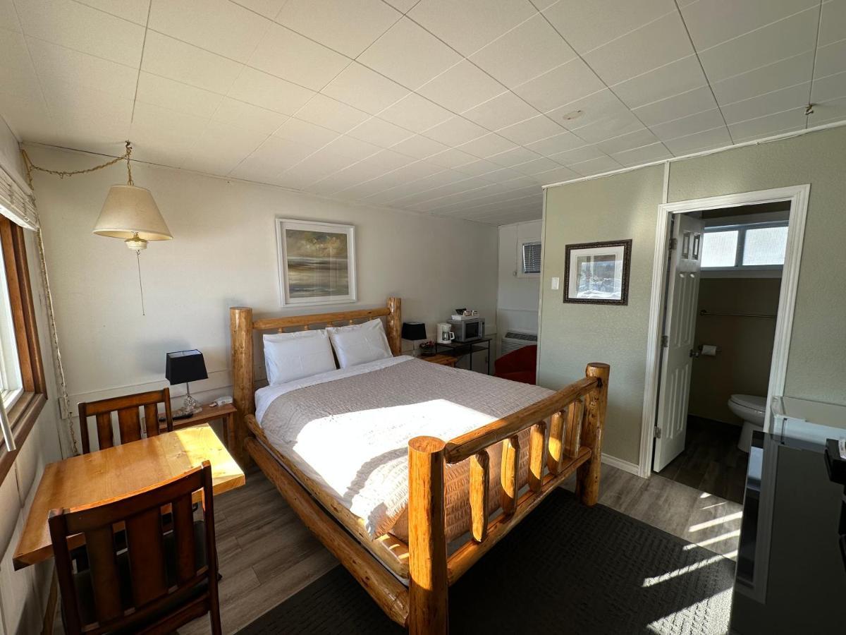 Nipigon Pinecrest Motel المظهر الخارجي الصورة