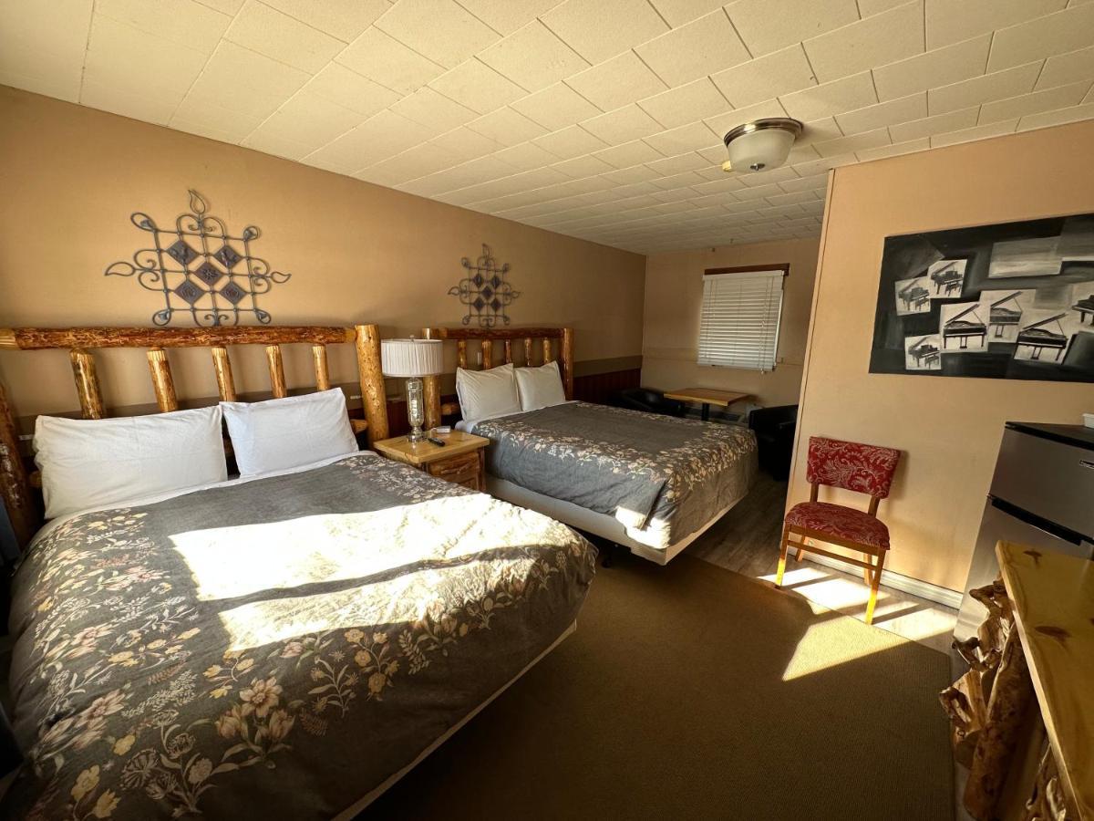 Nipigon Pinecrest Motel المظهر الخارجي الصورة