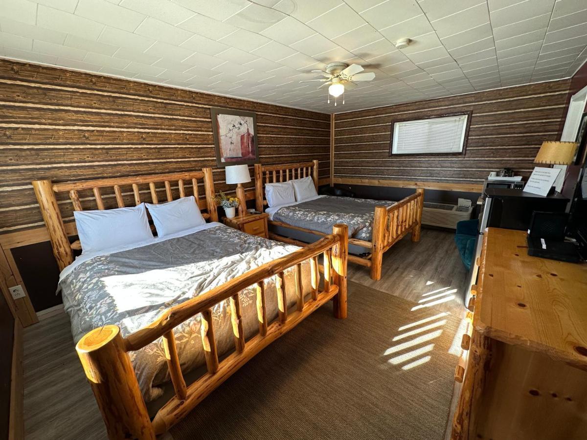 Nipigon Pinecrest Motel المظهر الخارجي الصورة